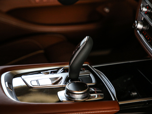 2019Ŀ 740Li xDrive  Ab п؅^