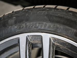 2019Ŀ 730Li M\b ݆̥ߴ