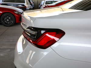 2019Ŀ 730Li M\(yn)(dng)b (x)(ji)^