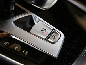 2019Ŀ 730Li M\b v܇Ƅ