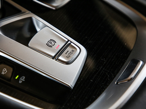 2019Ŀ 730Li M\b п؅^