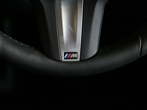 2019Ŀ 730Li M\b п؅^