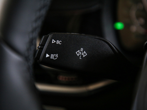 2019Ŀ 730Li M\b п؅^