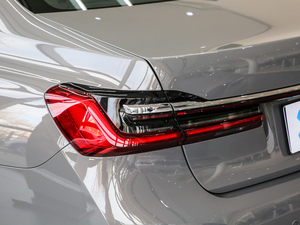 2019款改款 730Li 豪华套装 细节外观