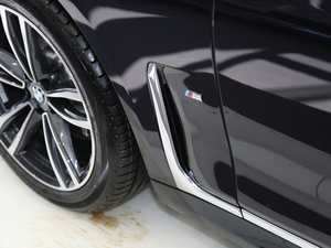 2019Ŀ 730Li M\(yn)(dng)b (x)(ji)^