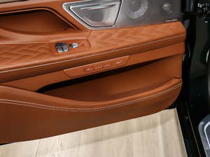 2019Ŀ 750Li xDrive V8 Ab g