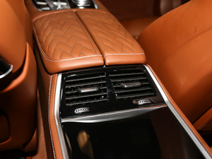 2019Ŀ 750Li xDrive V8 Ab g