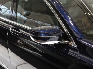 2019Ŀ 740Li xDrive  M\b ^