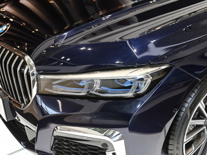 2019Ŀ 740Li xDrive  M\b ^