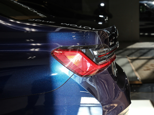 2019Ŀ 740Li xDrive  M\(yn)(dng)b (x)(ji)^