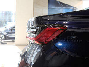 2019Ŀ 740Li xDrive  M\(yn)(dng)b (x)(ji)^