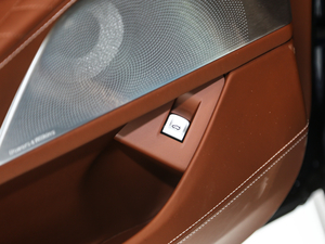 2019Ŀ 740Li xDrive  M\b g