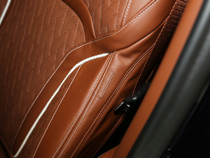 2019Ŀ 740Li xDrive  M\b g