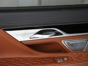 2019Ŀ 740Li xDrive  M\b g