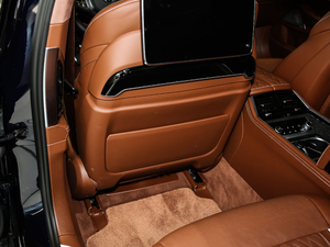 2019Ŀ 740Li xDrive  M\b g