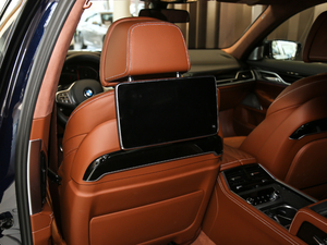 2019Ŀ 740Li xDrive  M\b g