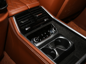 2019Ŀ 740Li xDrive  M\b g