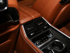 2019Ŀ 740Li xDrive  M\b g