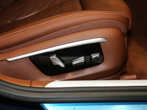 2019Ŀ 740Li xDrive  M\b g