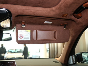 2019Ŀ 740Li xDrive  M\b g