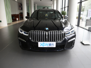 2019Ŀ 740Li  M˶װ ǰ