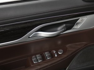 2019Ŀ 740Li I M\b g