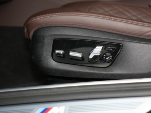 2019Ŀ 740Li I M\b {{