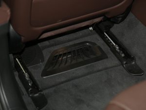 2019Ŀ 740Li I M\b g