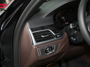 2019Ŀ 740Li I M\b п؅^