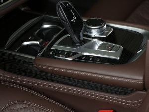 2019Ŀ 740Li I M\b п؅^