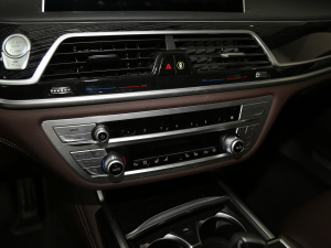 2019Ŀ 740Li I M\b п؅^