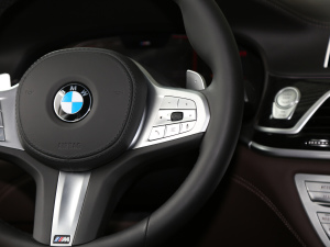 2019Ŀ 740Li I M\b п؅^