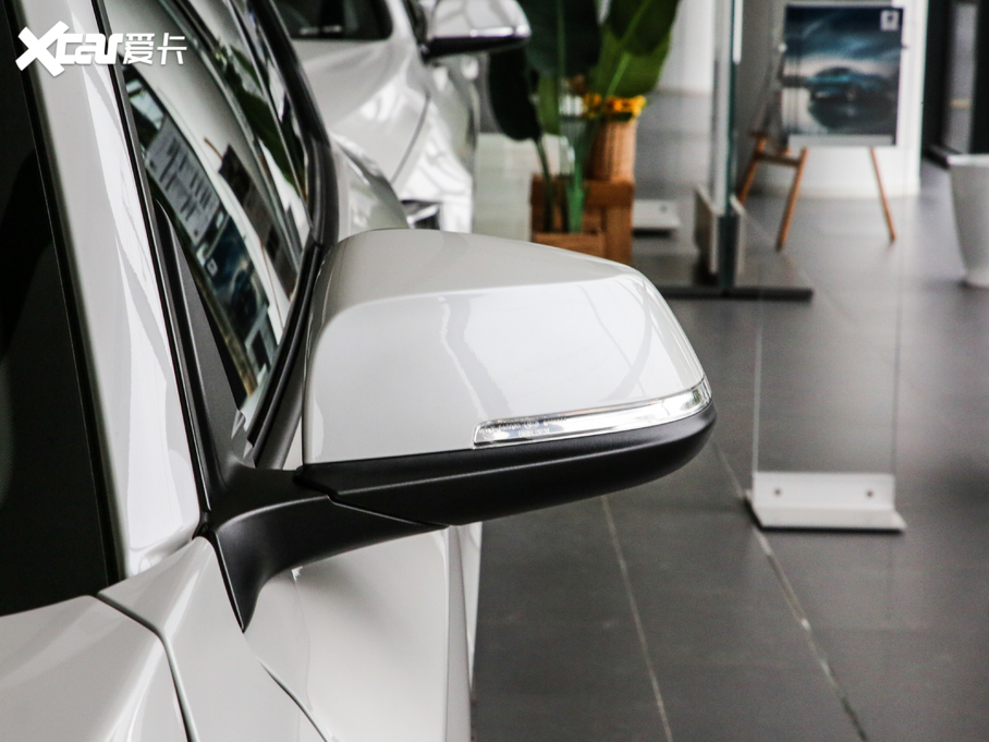 2019R2ϵpT 225i \OӋb