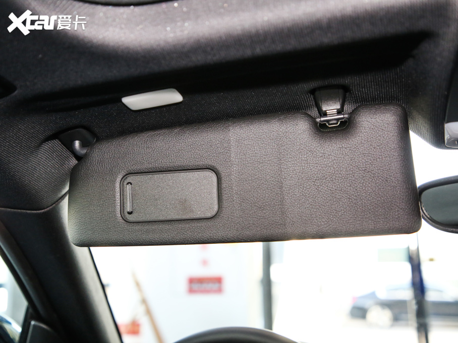 2019R2ϵpT 225i M\b