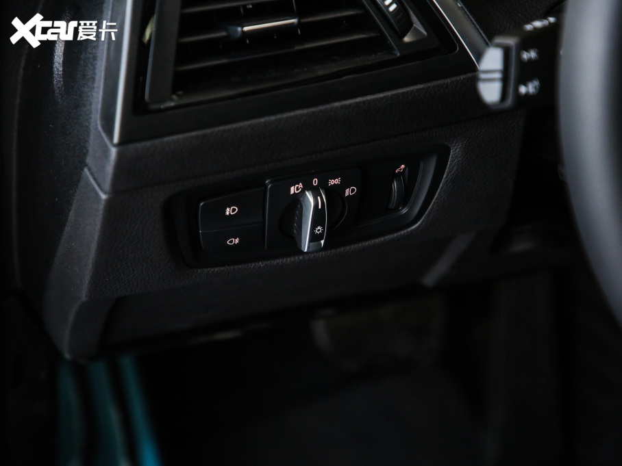 2019R2ϵpT 225i M\b