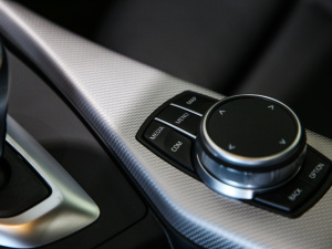 2019225i M\(yn)b п؅^(q)