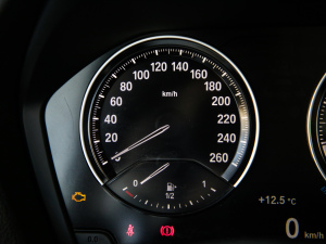 2019225i M\(yn)b п؅^(q)