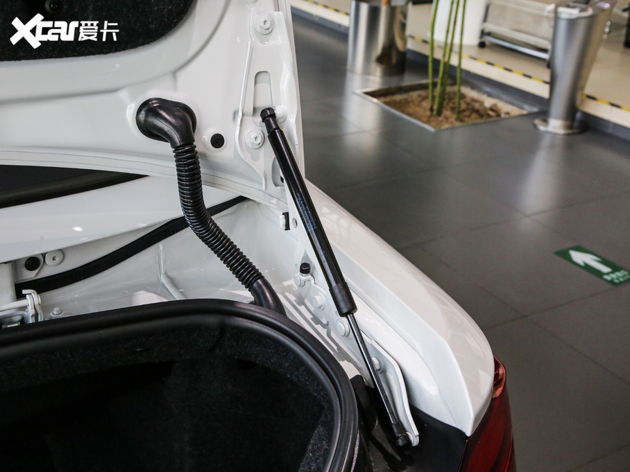 2019R2ϵ 225i I܇ \OӋb