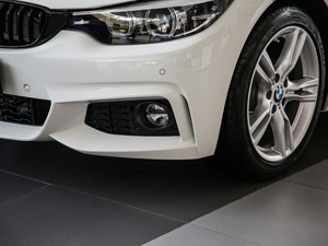 2019425i M\(yn)(dng)b  (x)(ji)^