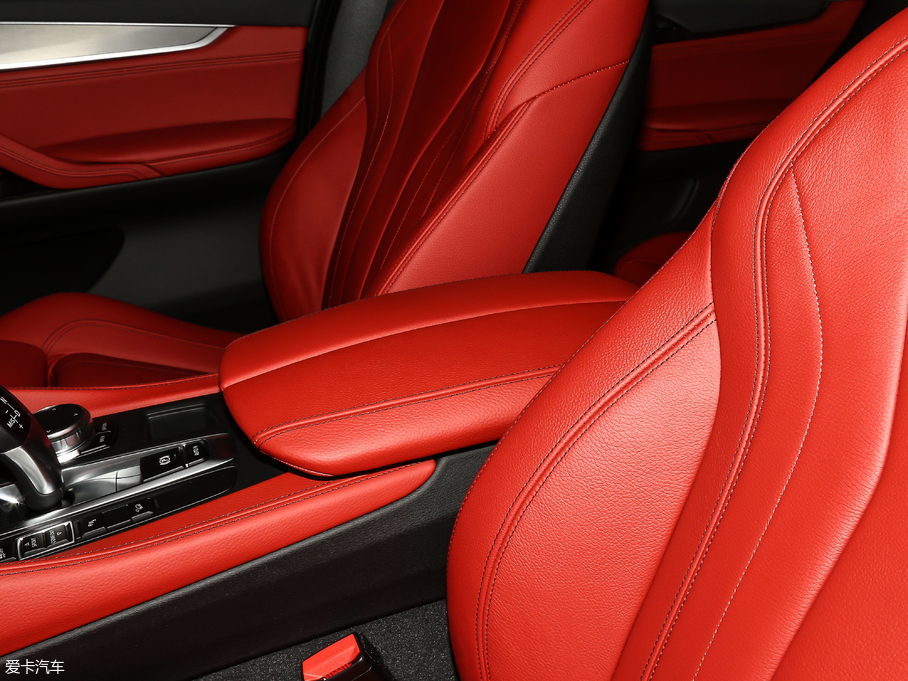 2019RX6 xDrive 28i M\b