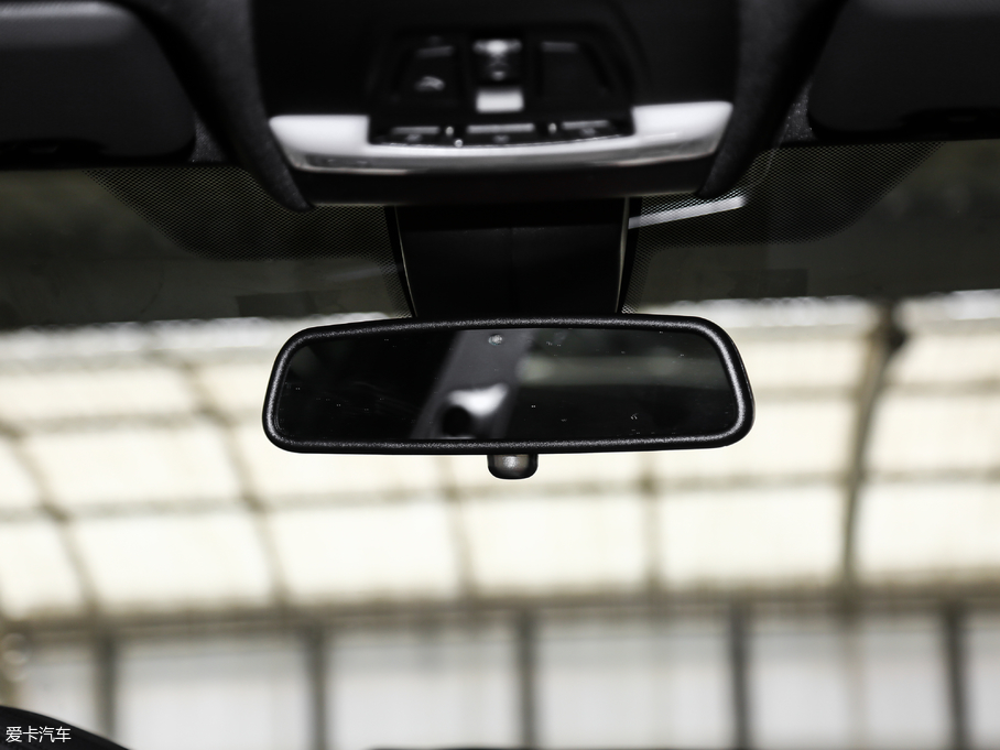 2019RX6 xDrive 28i M\b