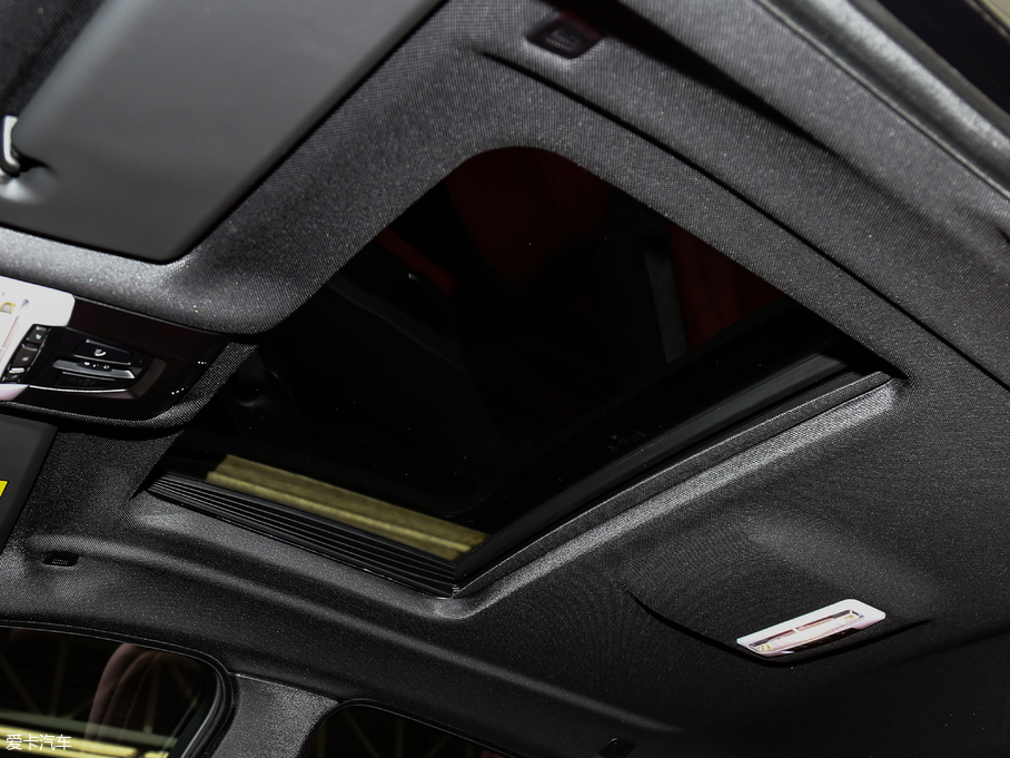 2019RX6 xDrive 28i M\b