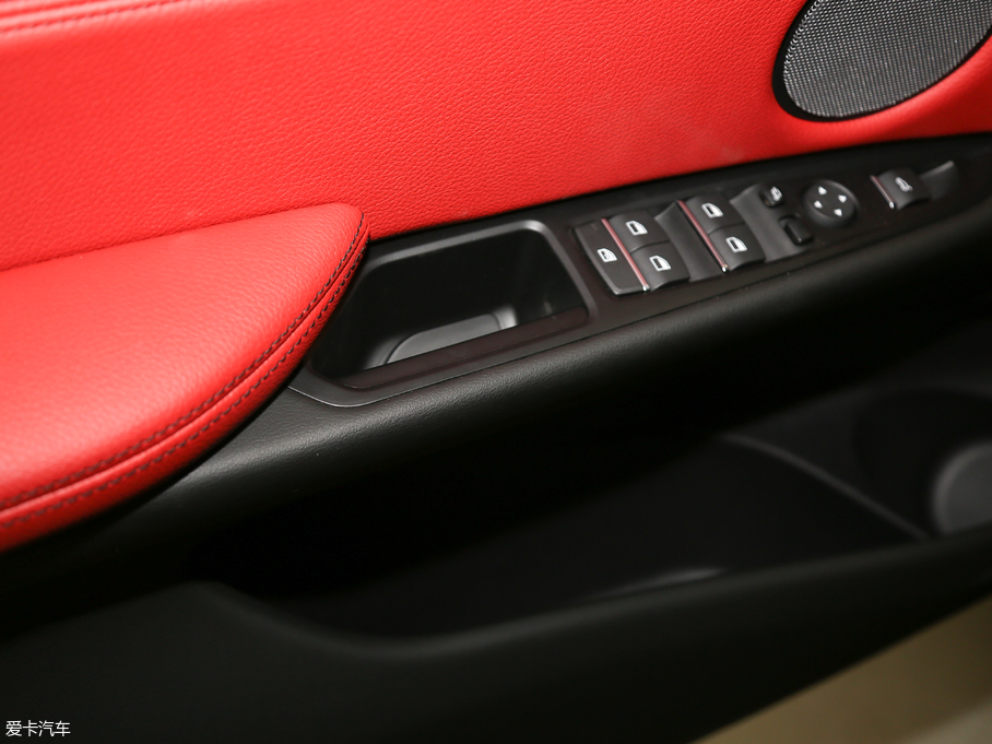 2019RX6 xDrive 35i M\b