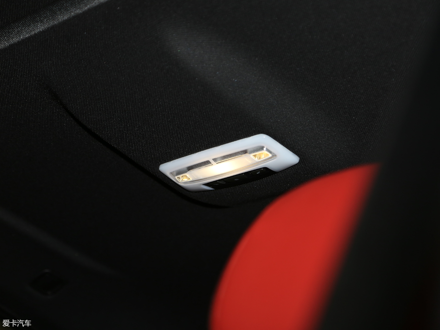 2019RX6 xDrive 35i M\b