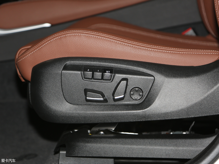 2019RX6 xDrive 35i M\b