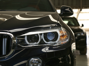 2019款xDrive 35i M运动套装 大灯