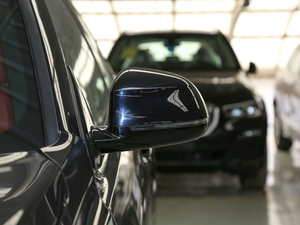 2019款xDrive 35i M运动套装 后视镜