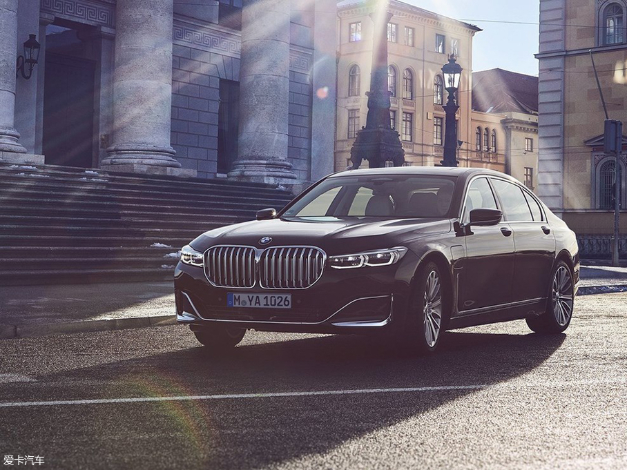 2019R7ϵԴ 745Le xDrive