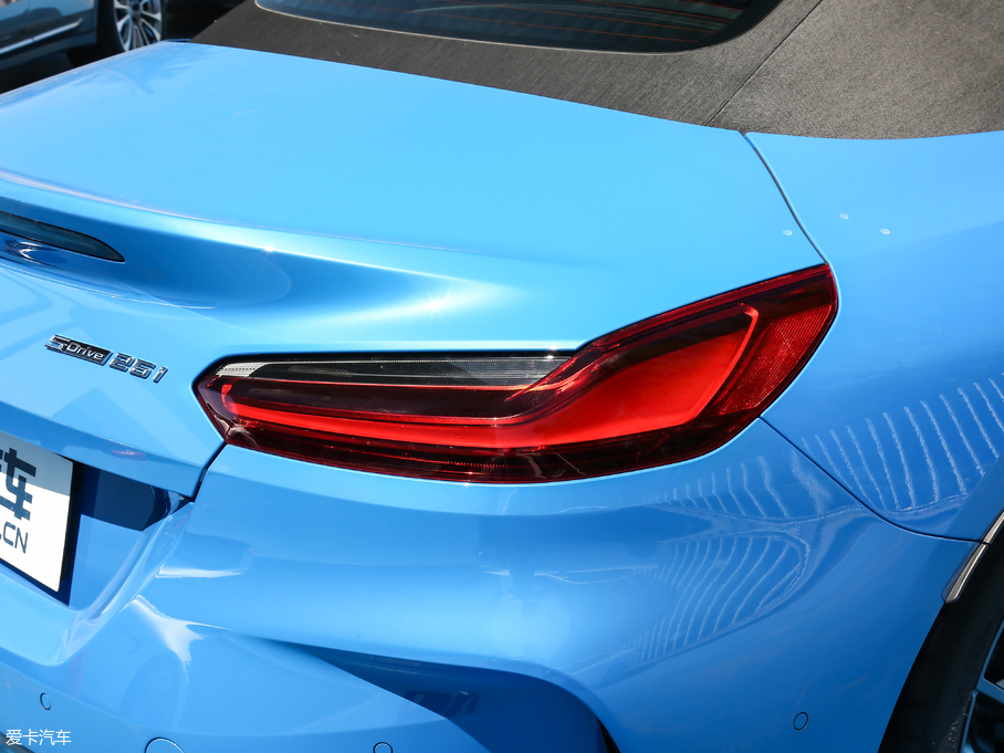 2019RZ4 sDrive 25i M\ҹb