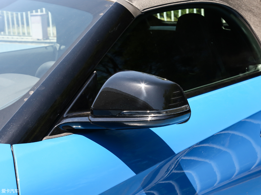 2019RZ4 sDrive 25i M\ҹb